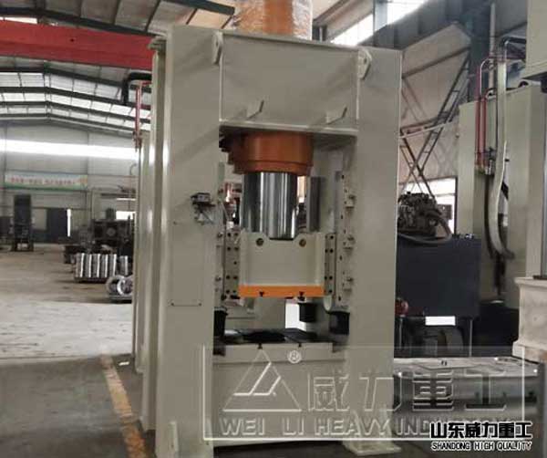 200噸框架式壓力機沖床